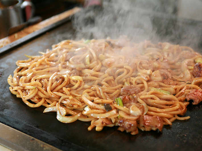 津山ホルモンうどん